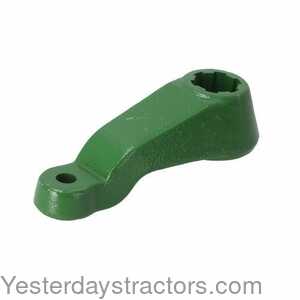 John Deere 1950 Steering Arm - Right Hand 104957