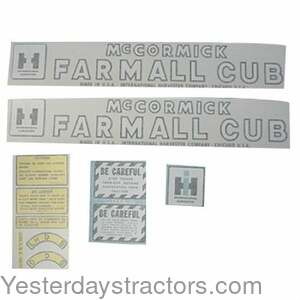 Farmall Cub Decal Set R2565