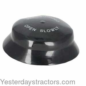 John Deere 4640 Radiator Cap 165261