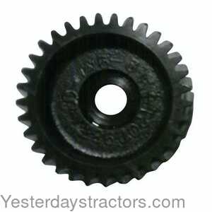 John Deere 820 Oil Pump Drive Gear 411172