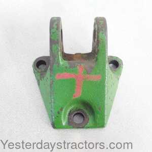 John Deere 820 Top Link Bracket 421440