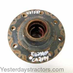 Case 1070 Wheel Hub 437587