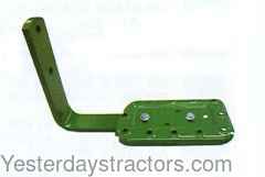 John Deere 730 Step with Bracket R2098