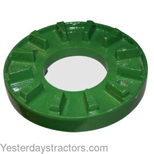 John Deere 440D Coupling L34432